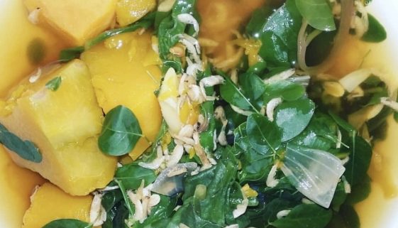 Filipino vegetables including moringa